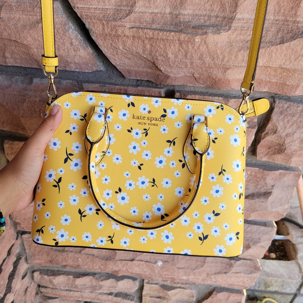 💛NWT yellow kate spade bag💛